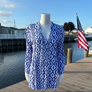 Lilly Pulitzer Blue and White Resort Dress with 3/4 Sleeves